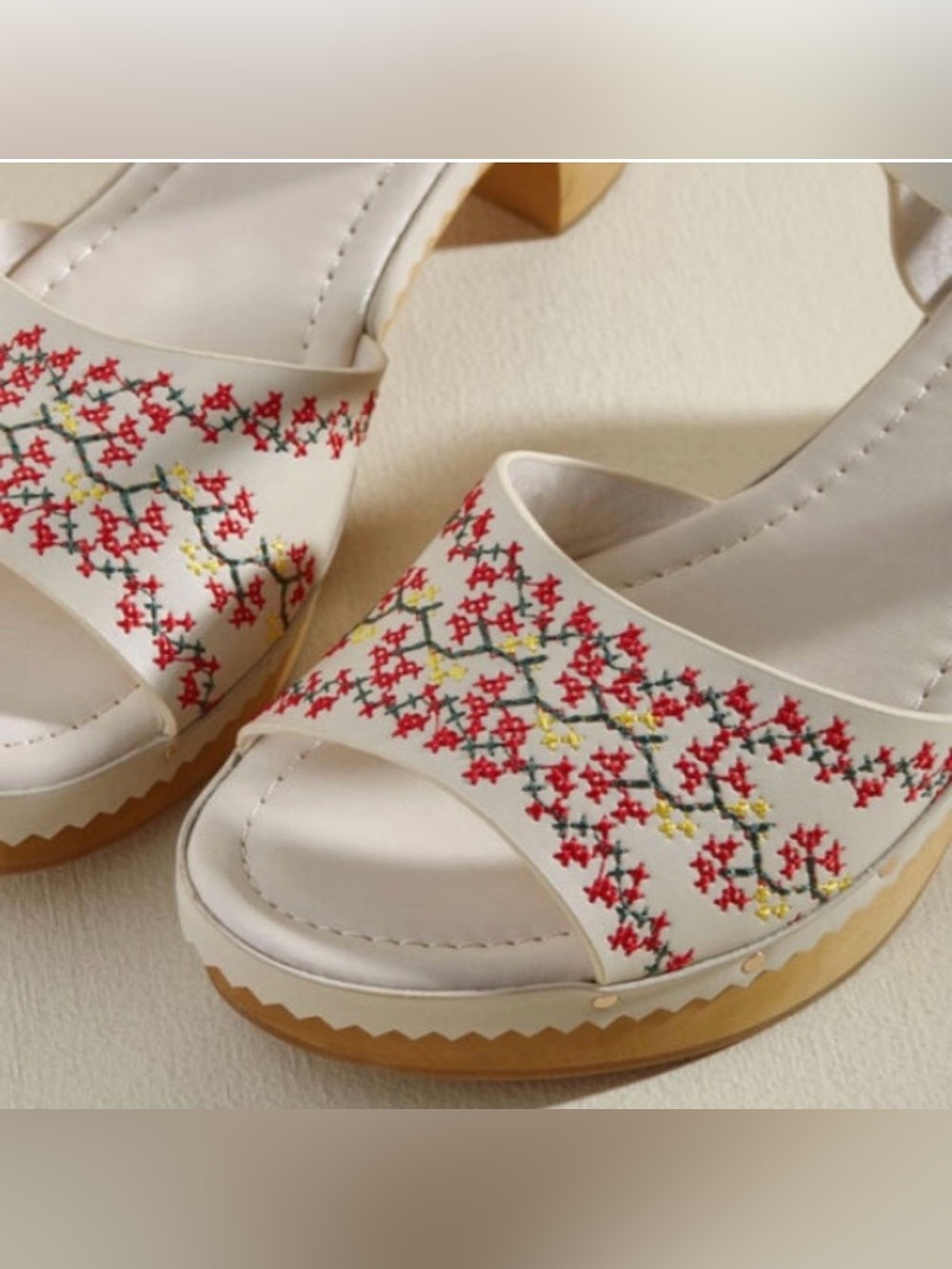 Retro Wooden Embroidered Flower Heels Dancing Days Retro Modcloth US 6.5 - Picture 3 of 14